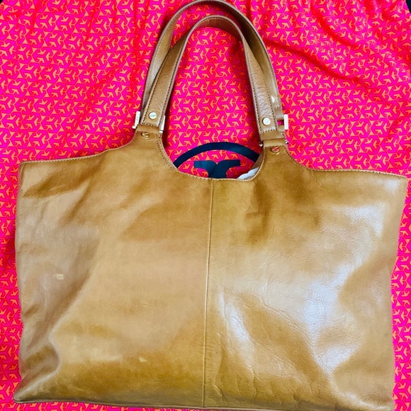 Tory Burch Brown Leather Bombe - Picture 2 of 3